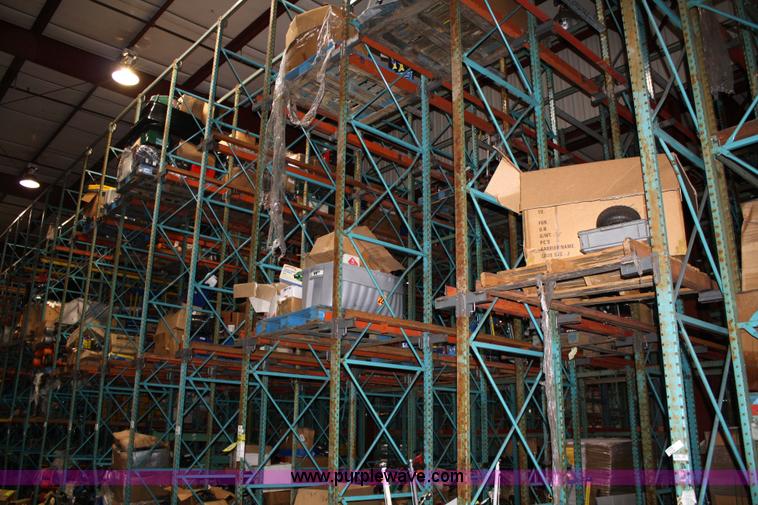 image for item 5040 Drive-in pallet racking system
