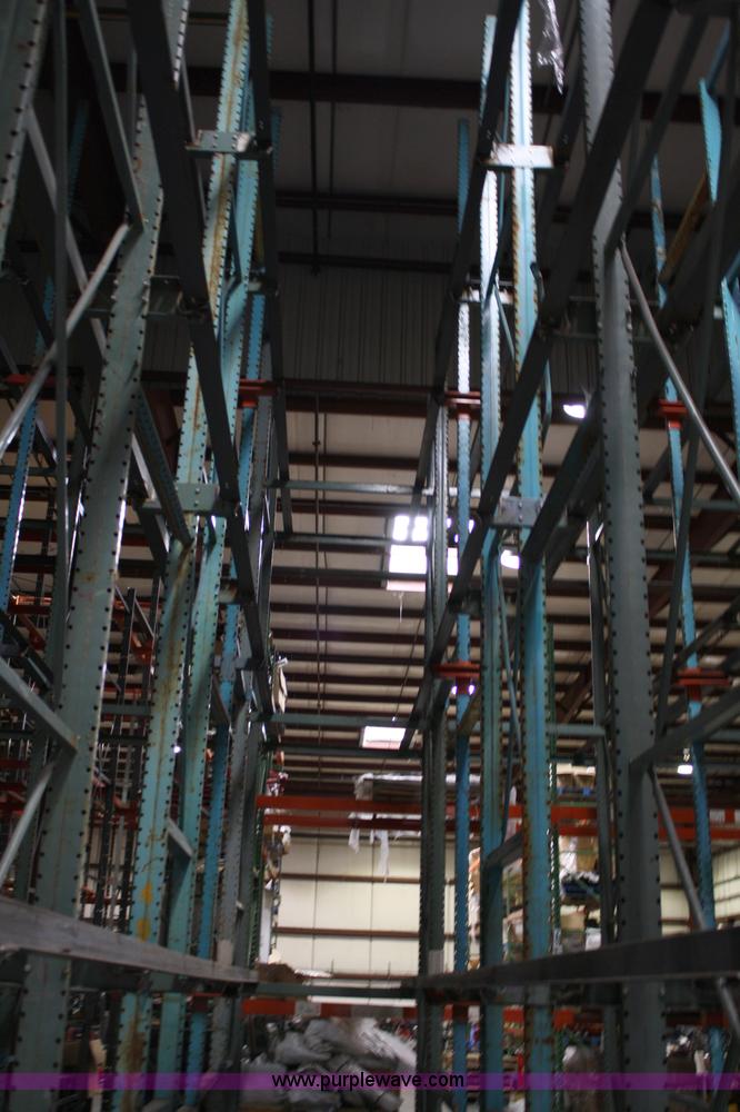 image for item 5044 Drive-in pallet racking system