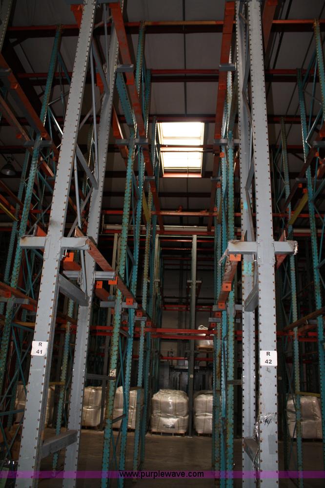 image for item 5051 Drive-in pallet racking system