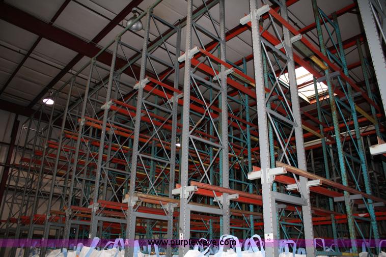 image for item 5054 Drive-in pallet racking system