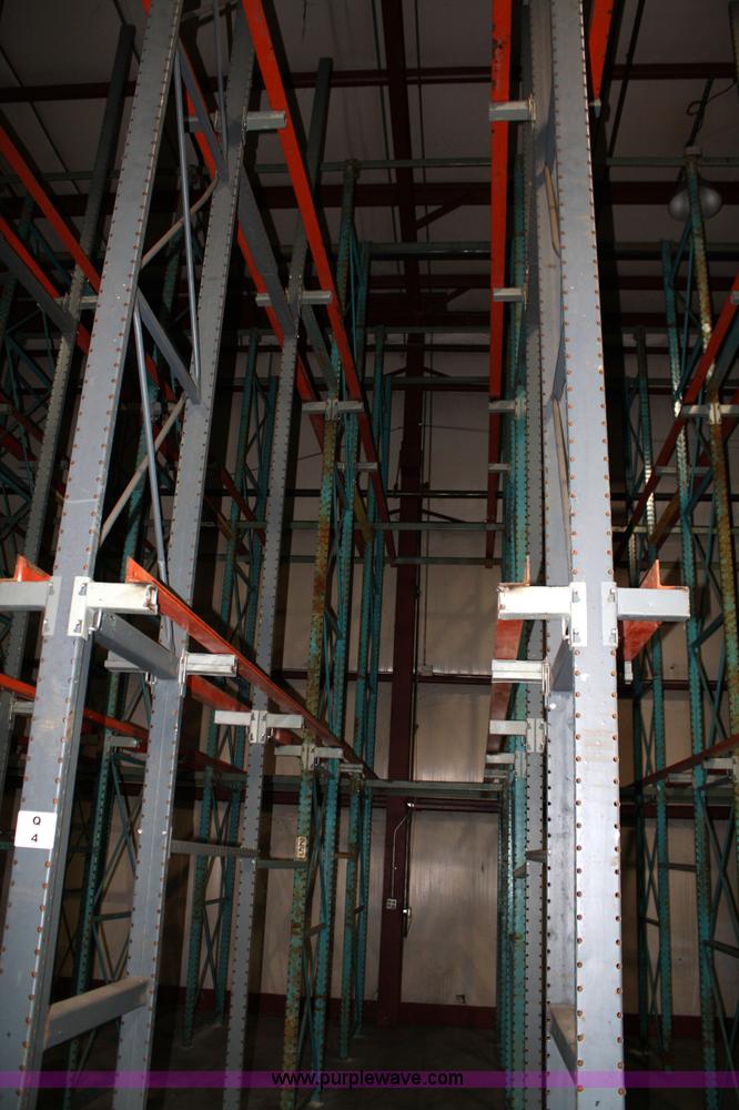 image for item 5055 Drive-in pallet racking system