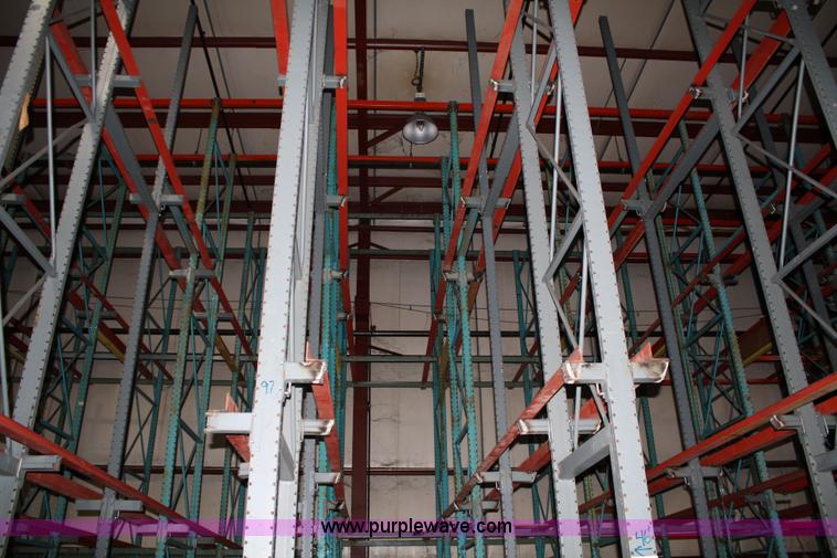 image for item 5056 Drive-in pallet racking system