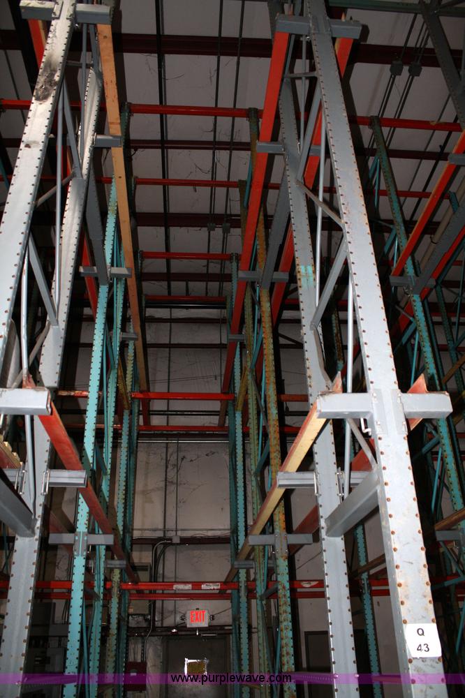 image for item 5057 Drive-in pallet racking system