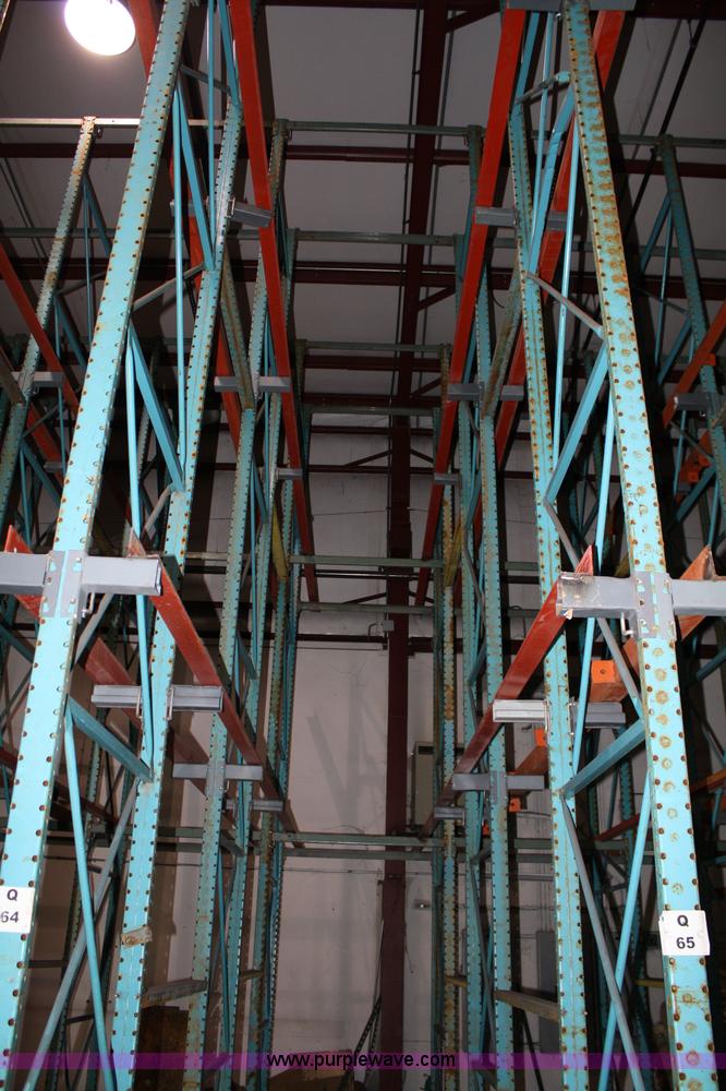 image for item 5060 Drive-in pallet racking system