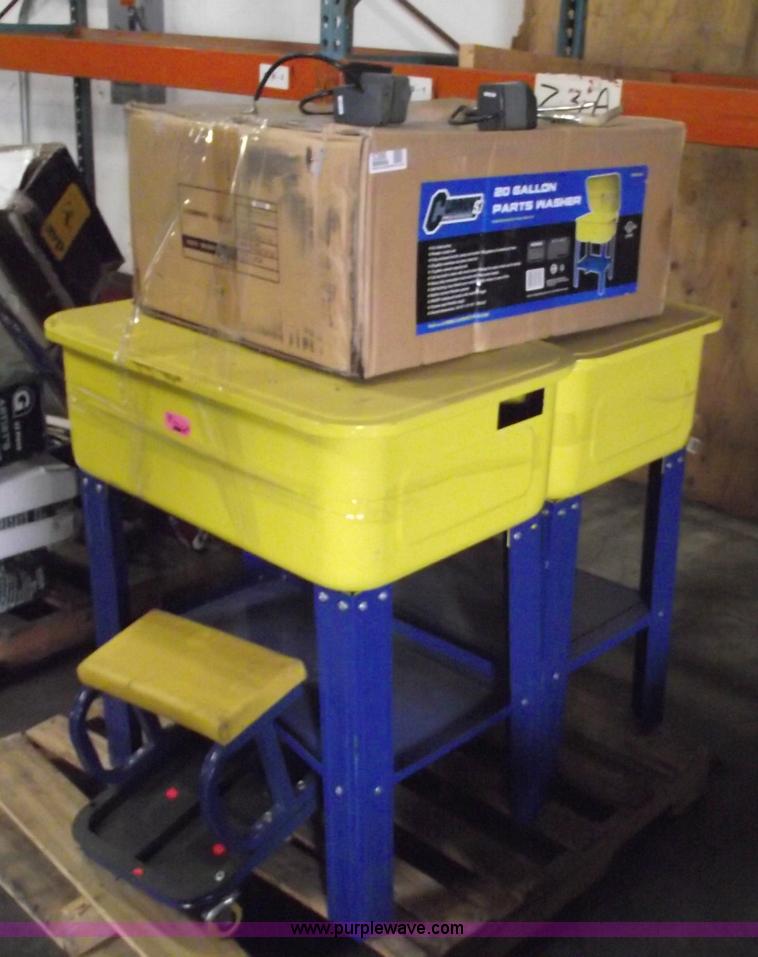 (3) Cummins 20 gallon parts washers with pumps in Spring Hill, KS Item 5386 sold Purple Wave