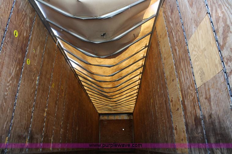 image for item 7160 1998 Wabash SA-102-CW 48' van trailer