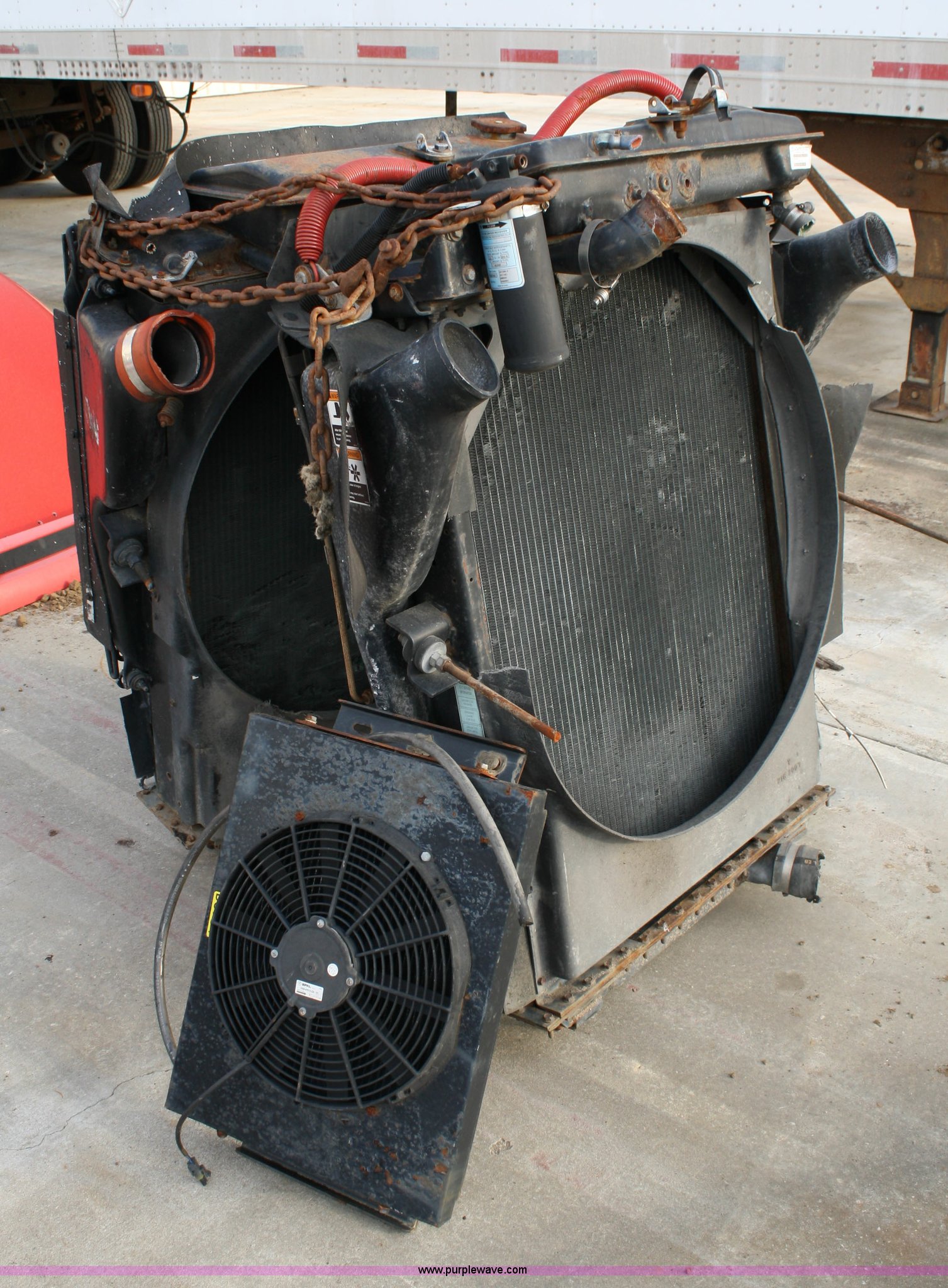 Assorted truck parts in Spring Hill, KS Item 5014 sold Purple Wave