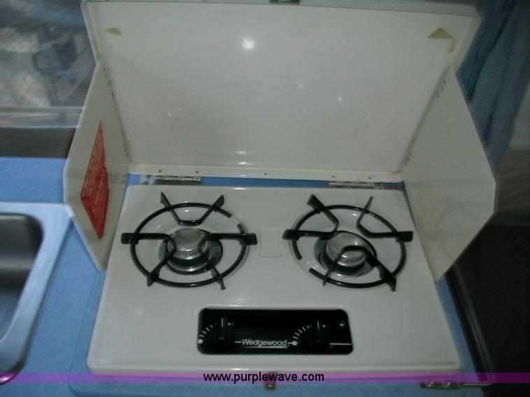 image for item 1560 1994 Fleetwood Cedar Coleman Destiny camper