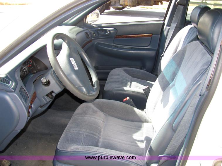 image for item 2228 2002 Chevrolet Impala