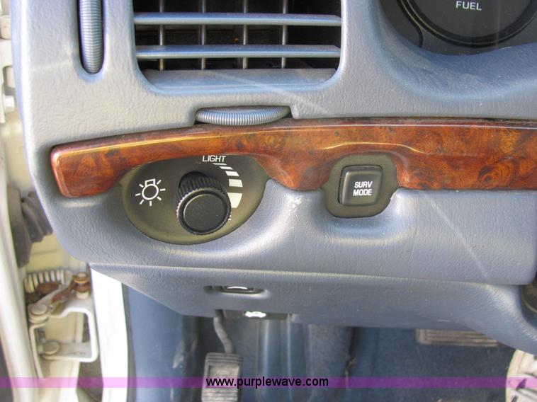 image for item 2228 2002 Chevrolet Impala