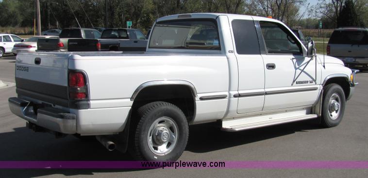 image for item 2230 1998 Dodge Ram 2500 Laramie SLT Quad pickup truck