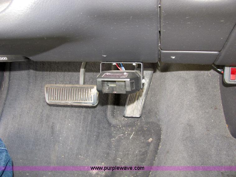 image for item 2230 1998 Dodge Ram 2500 Laramie SLT Quad pickup truck