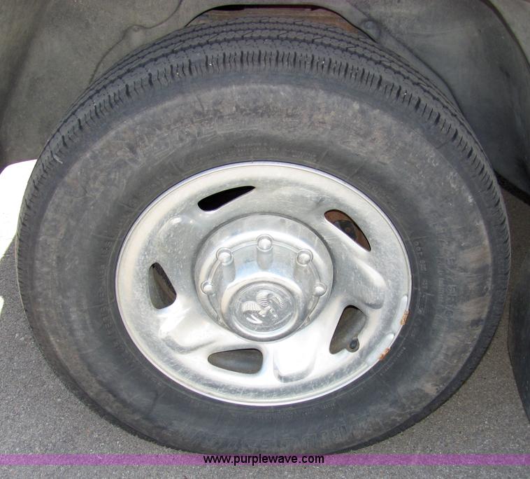 image for item 2230 1998 Dodge Ram 2500 Laramie SLT Quad pickup truck