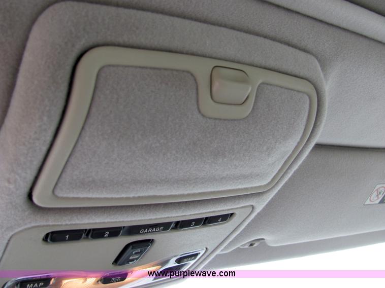 image for item 2291 1998 Jaguar XJ8