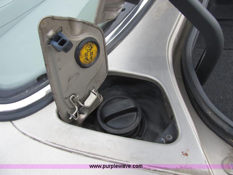 image for item 2291 1998 Jaguar XJ8