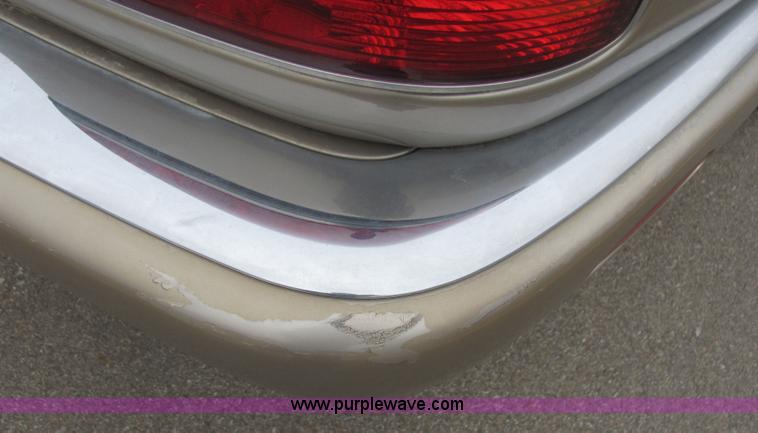 image for item 2291 1998 Jaguar XJ8