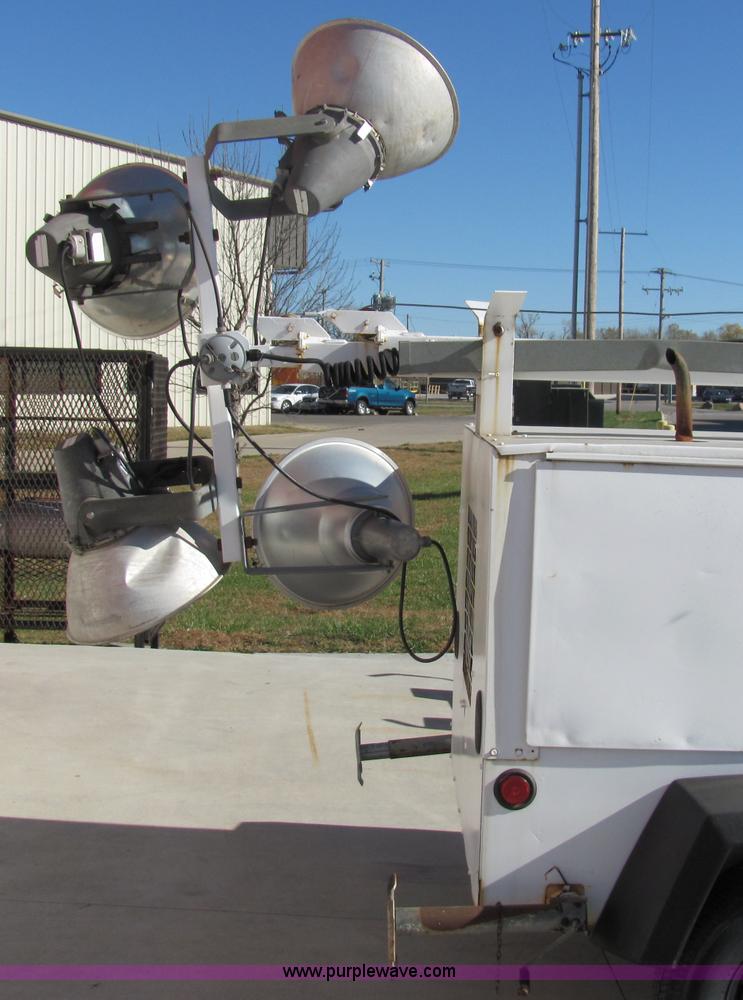 image for item 2292 1998 Ingersoll Rand L6-4MH portable 6kw light tower