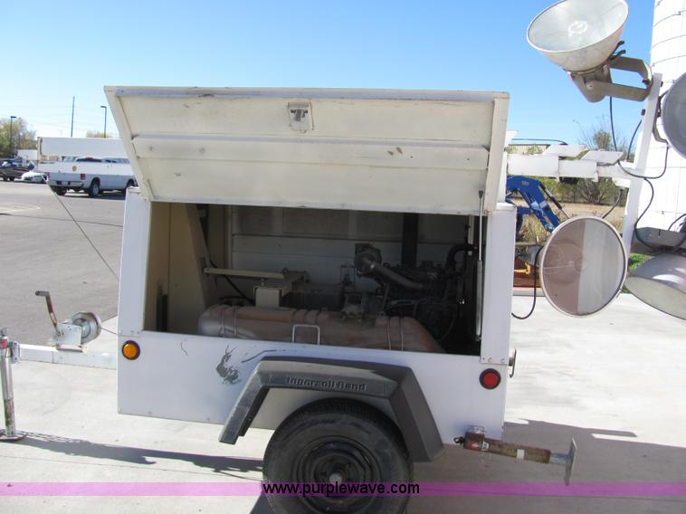 image for item 2292 1998 Ingersoll Rand L6-4MH portable 6kw light tower