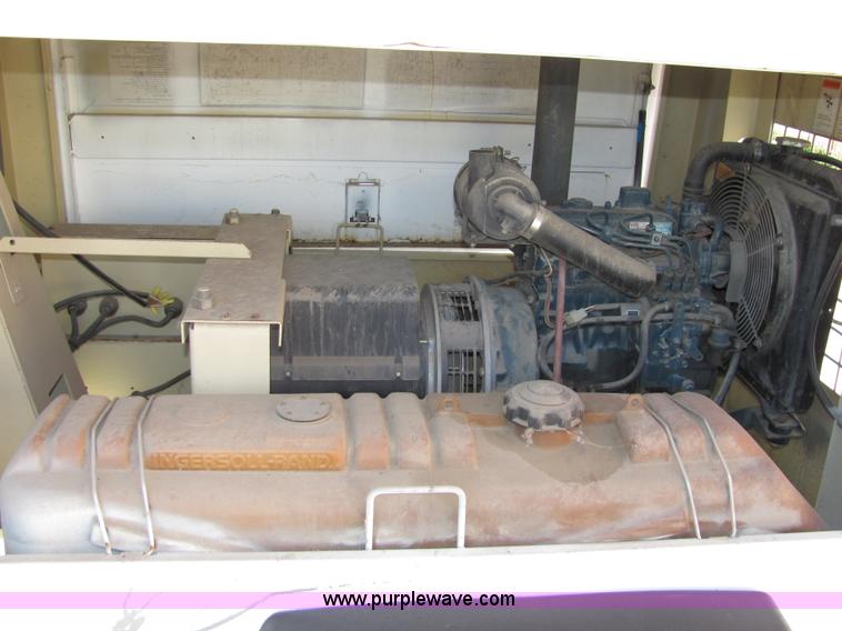 image for item 2292 1998 Ingersoll Rand L6-4MH portable 6kw light tower