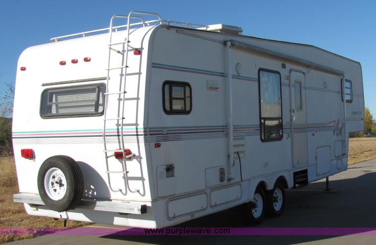 image for item 2329 1996 Newman American Star 28' fifth wheel camper
