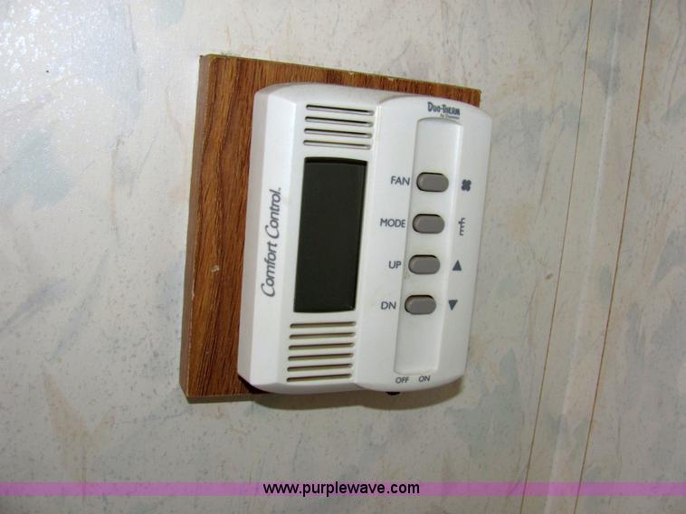 image for item 2329 1996 Newman American Star 28' fifth wheel camper