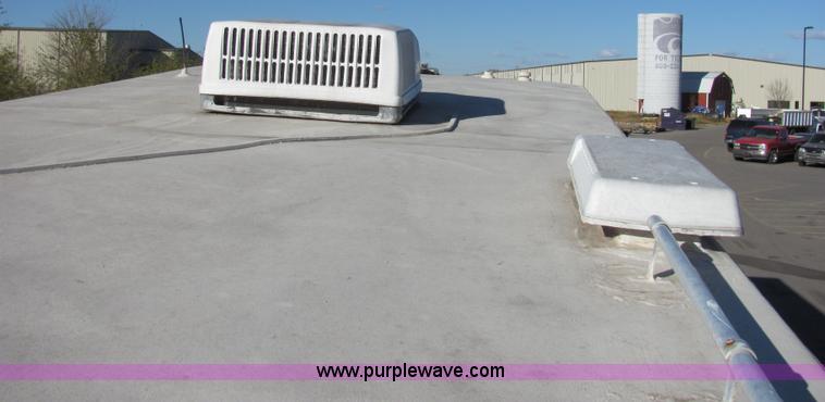 image for item 2329 1996 Newman American Star 28' fifth wheel camper