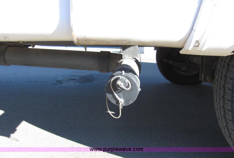 image for item 2329 1996 Newman American Star 28' fifth wheel camper