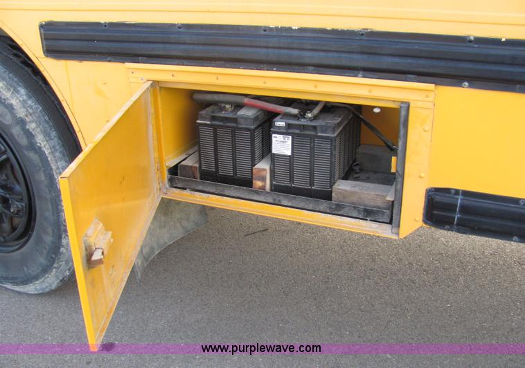 image for item 2330 1993 Amtran Genesis transit bus