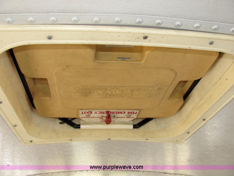 image for item 2330 1993 Amtran Genesis transit bus