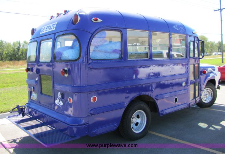 image for item 2513 1959 Ford F350 bus