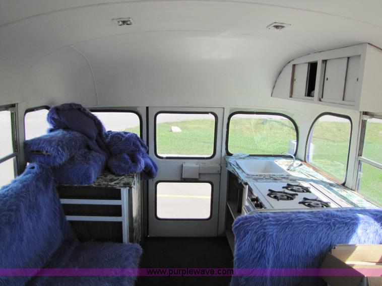 image for item 2513 1959 Ford F350 bus