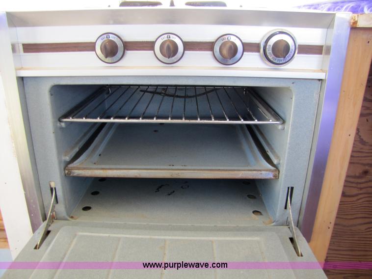 image for item 2513 1959 Ford F350 bus