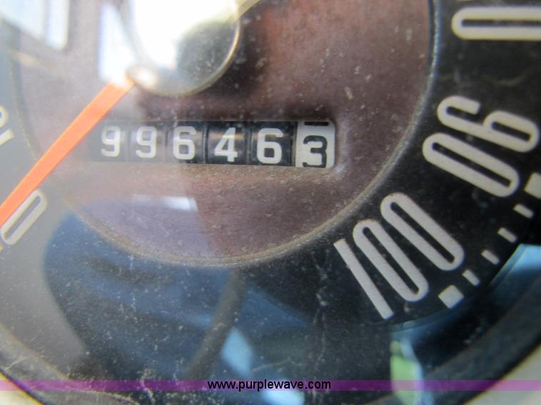 image for item 2513 1959 Ford F350 bus