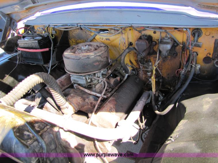 image for item 2513 1959 Ford F350 bus