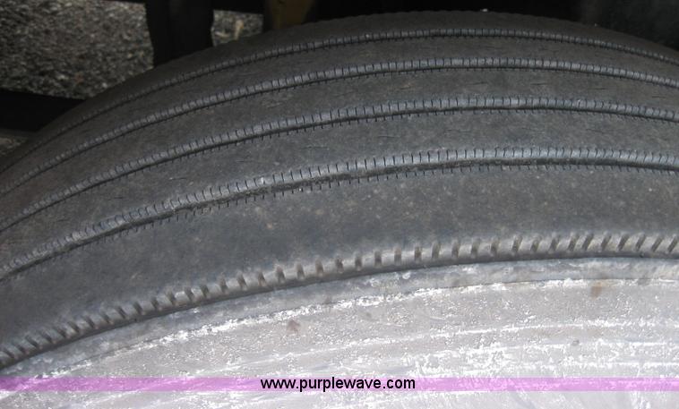 image for item 2734 1999 Freightliner Conventional FLC120 semi truck