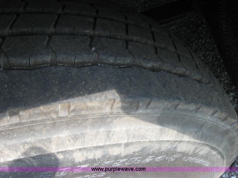 image for item 2734 1999 Freightliner Conventional FLC120 semi truck