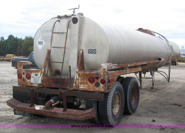 image for item 3080 1961 Custom 5000 gallon tanker trailer
