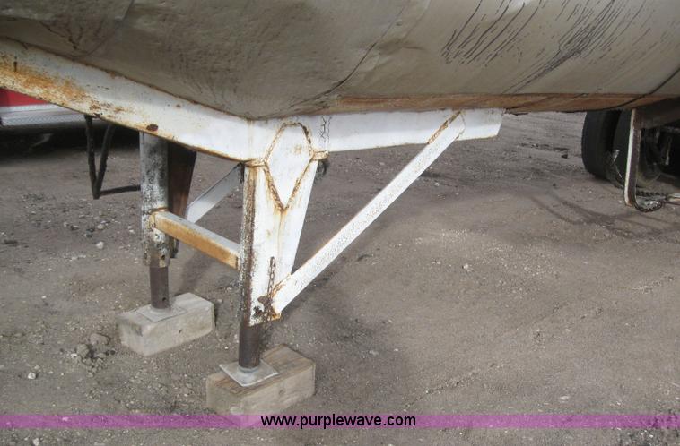 image for item 3080 1961 Custom 5000 gallon tanker trailer