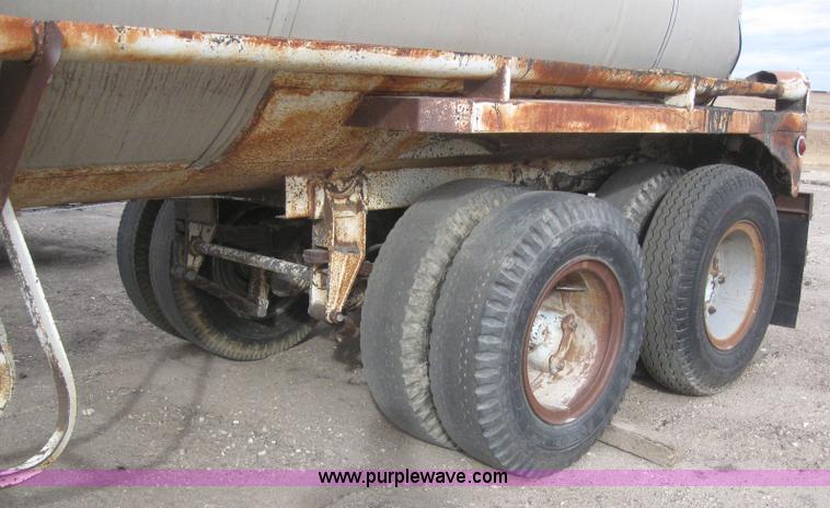 image for item 3080 1961 Custom 5000 gallon tanker trailer