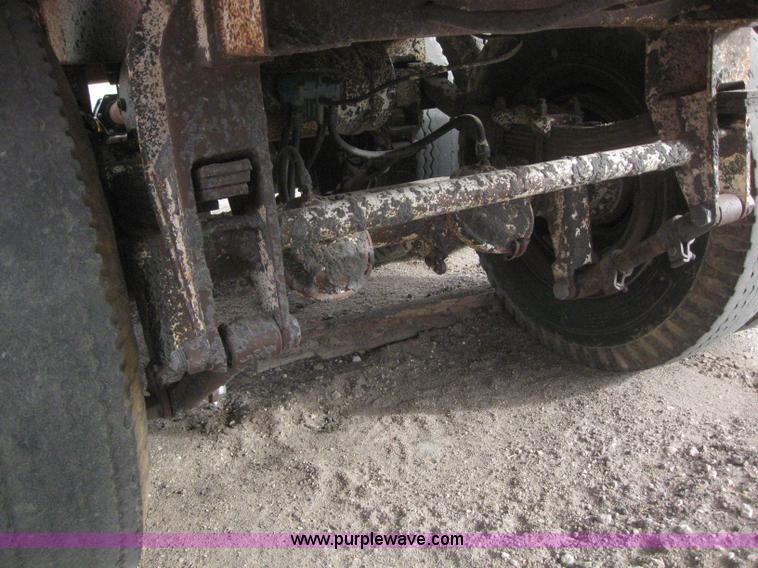 image for item 3080 1961 Custom 5000 gallon tanker trailer