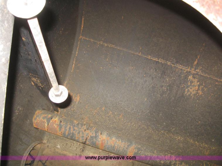 image for item 3080 1961 Custom 5000 gallon tanker trailer