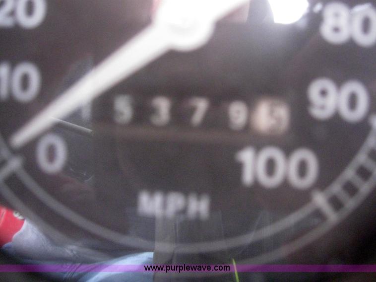 image for item 3081 1975 Ford F600 fire truck