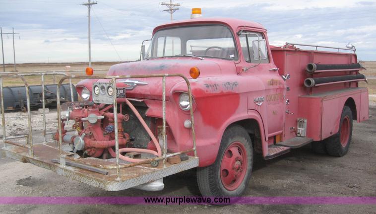 image for item 3082 1955 Chevrolet 5400 fire truck