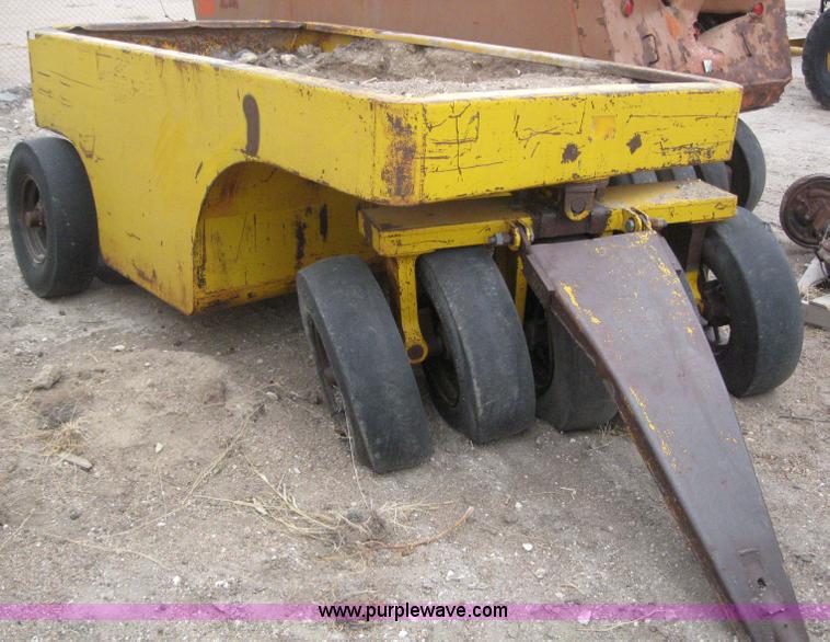 image for item 3085 Grace roller packer