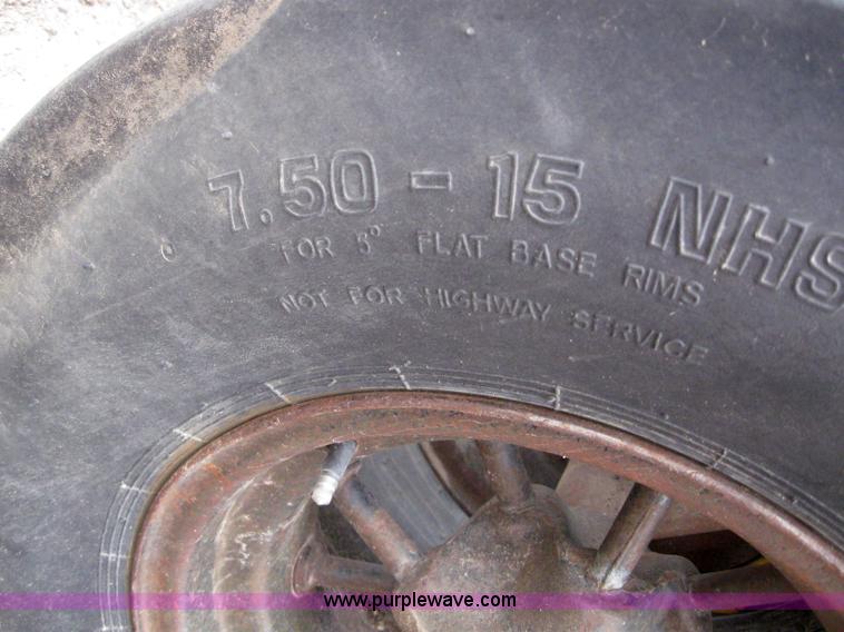 image for item 3085 Grace roller packer