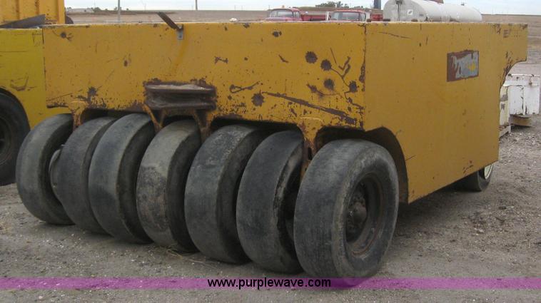 image for item 3087 Ferguson roller packer