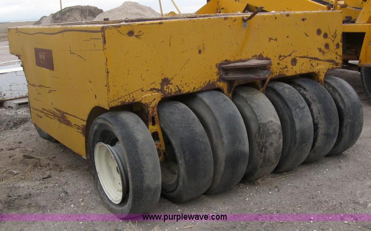 image for item 3087 Ferguson roller packer