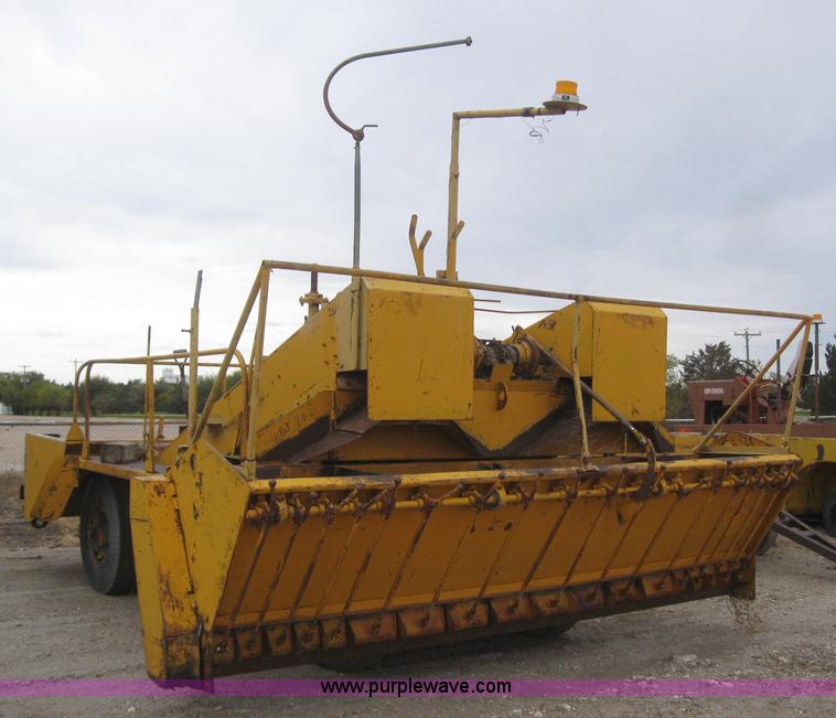 image for item 3088 Flaherty Spread Master power spreader