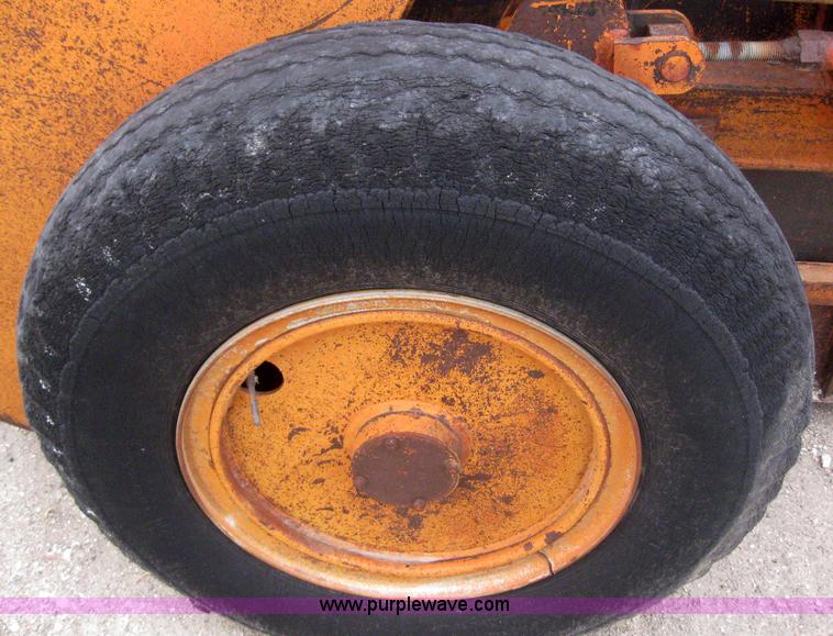 image for item 3089 Bmco RB4 rock buster