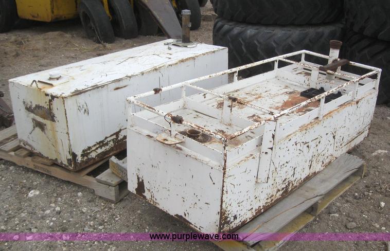 image for item 3097 (2) fuel tanks